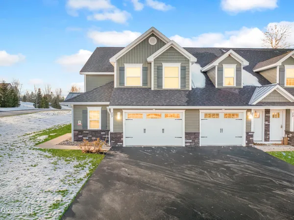 $380,000 | 25 Kasey Pass, Ballston Spa, NY 12020