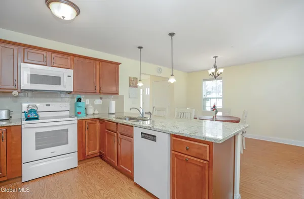 $380,000 | 25 Kasey Pass, Ballston Spa, NY 12020