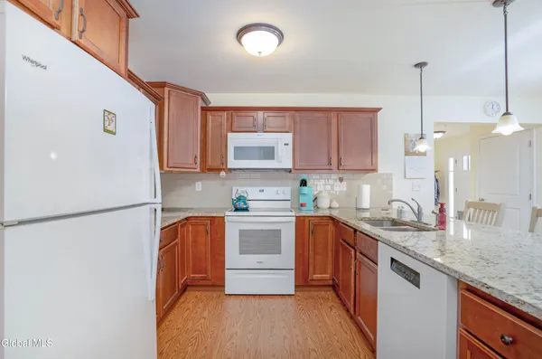 $380,000 | 25 Kasey Pass, Ballston Spa, NY 12020