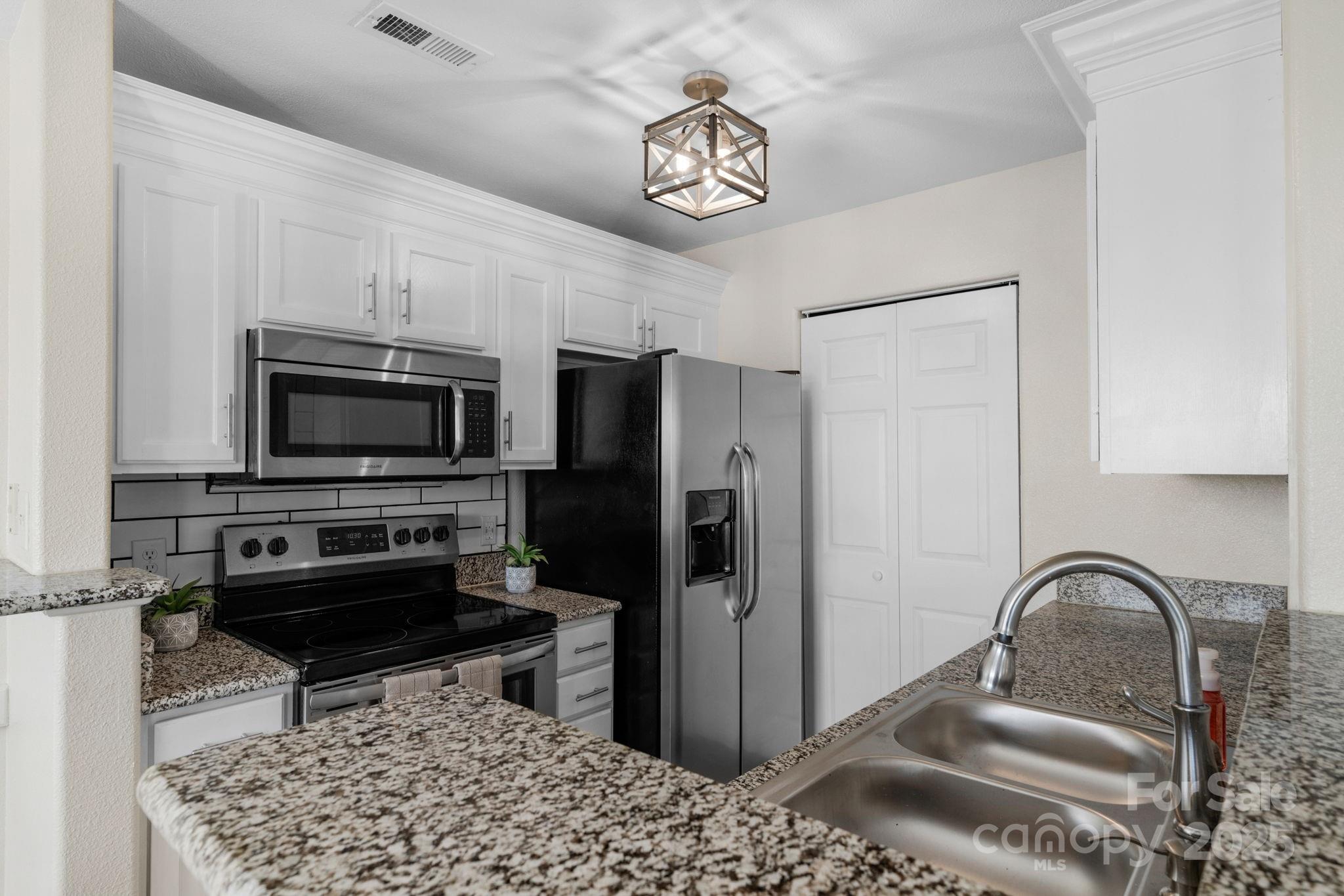 4072 Town Center Road Harrisburg, NC 28075 - Photo 17 of 48 Gallery Image 17
