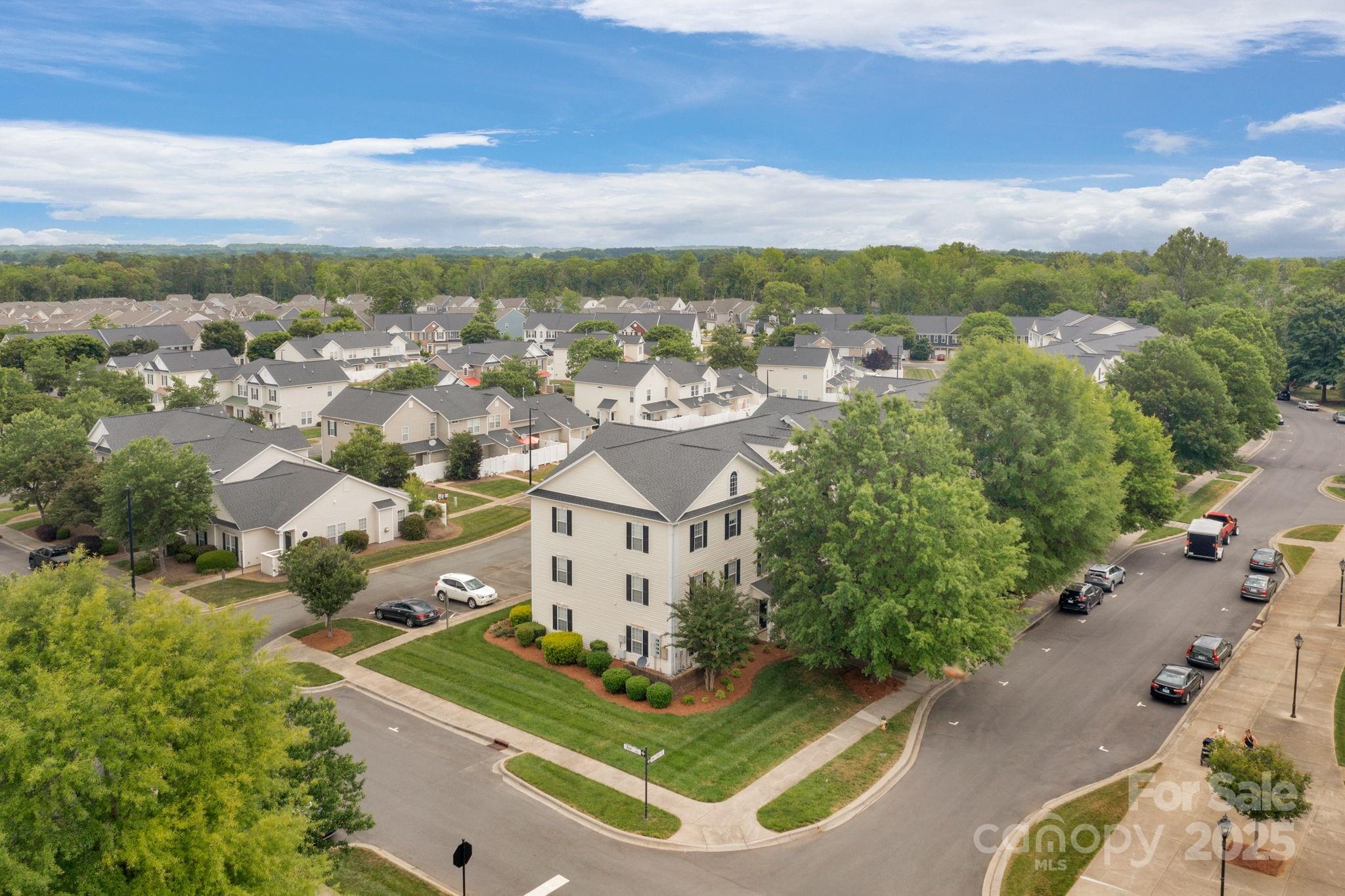4072 Town Center Road Harrisburg, NC 28075 - Photo 4 of 48 Gallery Image 4