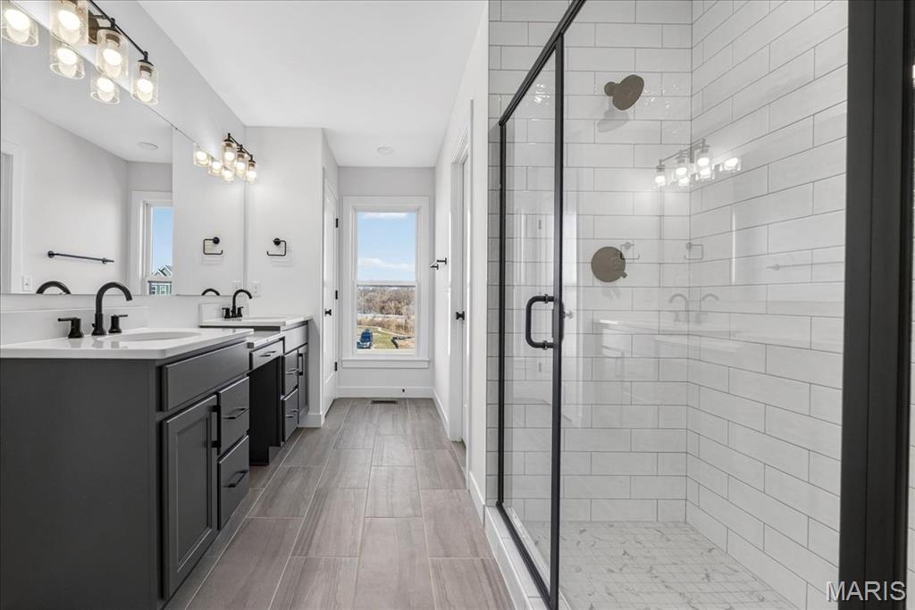 8979 Eager Road Richmond Heights, MO 63144 - Photo 23 of 35