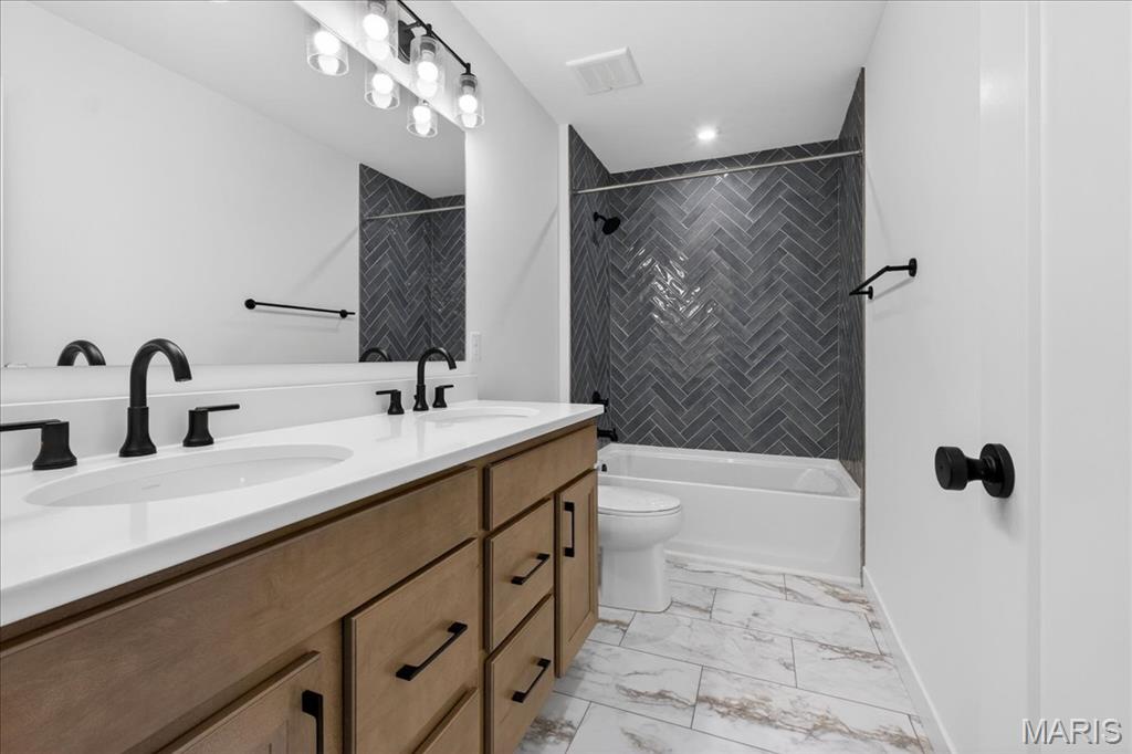 8979 Eager Road Richmond Heights, MO 63144 - Photo 26 of 35