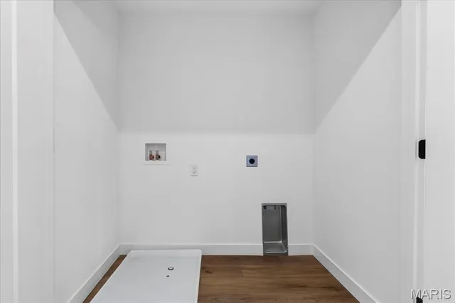 $624,900 | 8979 Eager Road, Richmond Heights, MO 63144