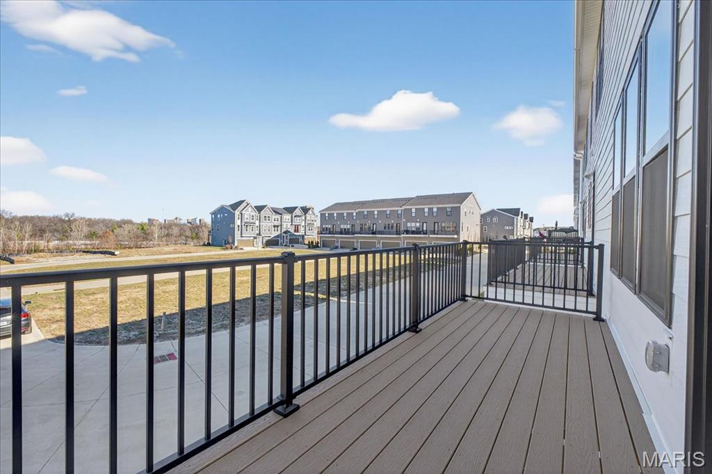 8979 Eager Road Richmond Heights, MO 63144 - Photo 32 of 35