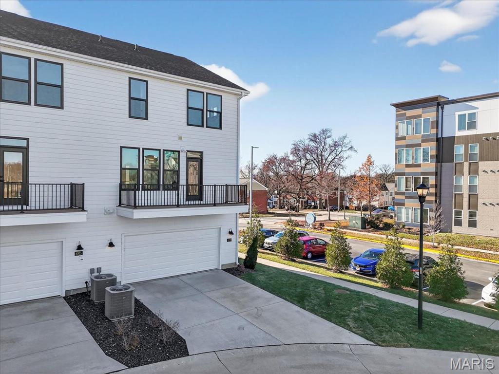 8979 Eager Road Richmond Heights, MO 63144 - Photo 33 of 35