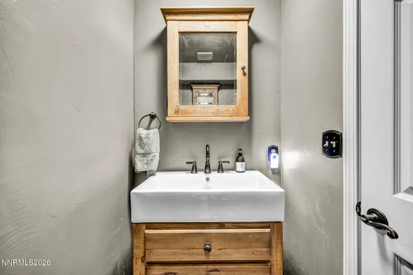 $1,200,000 | 3704 Lakeview Road, Carson City, NV 89703