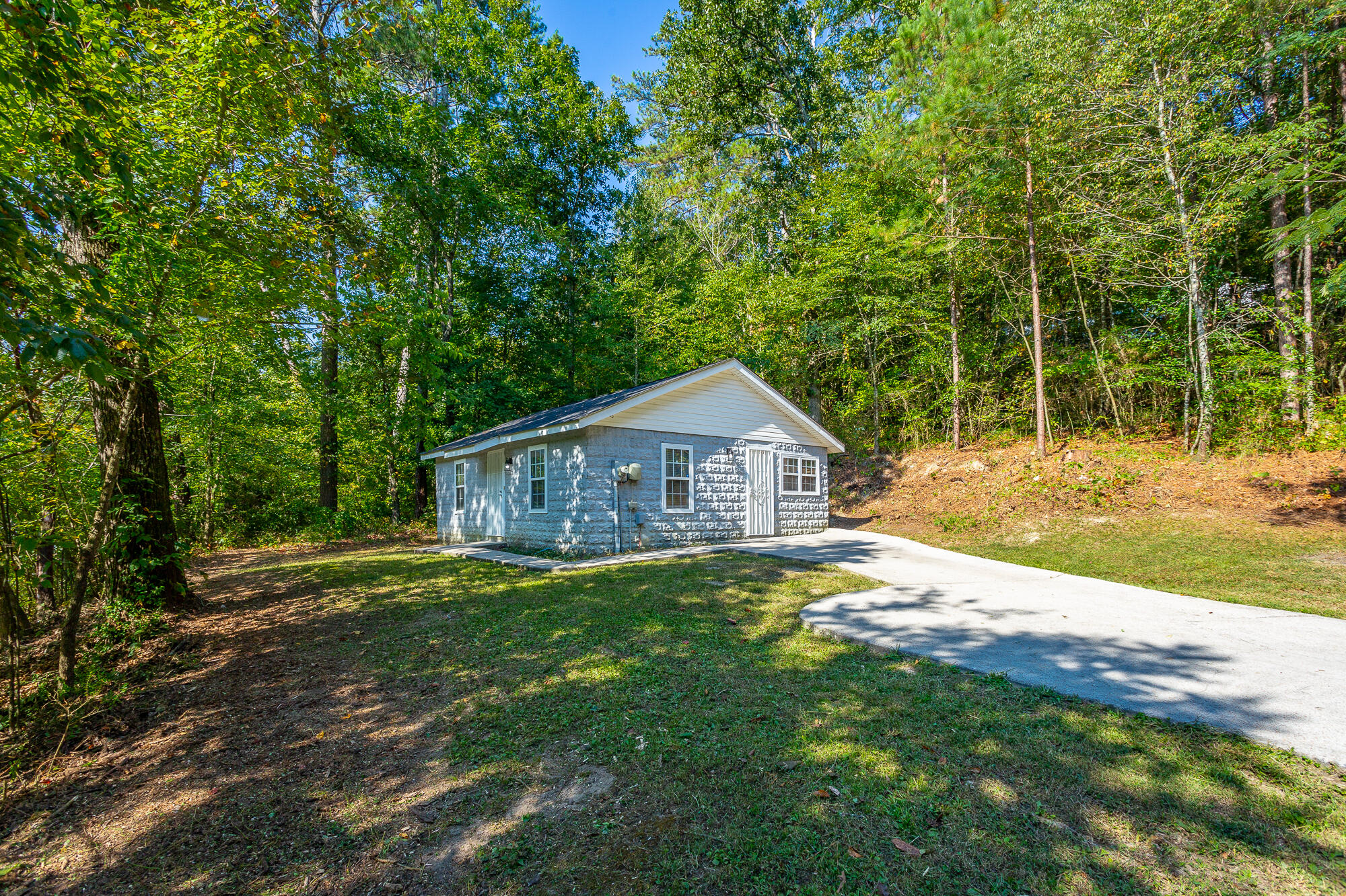 2711 Banks Road Chattanooga, TN 37421 - Photo 3 of 16 211 Banks Rd. HD-8