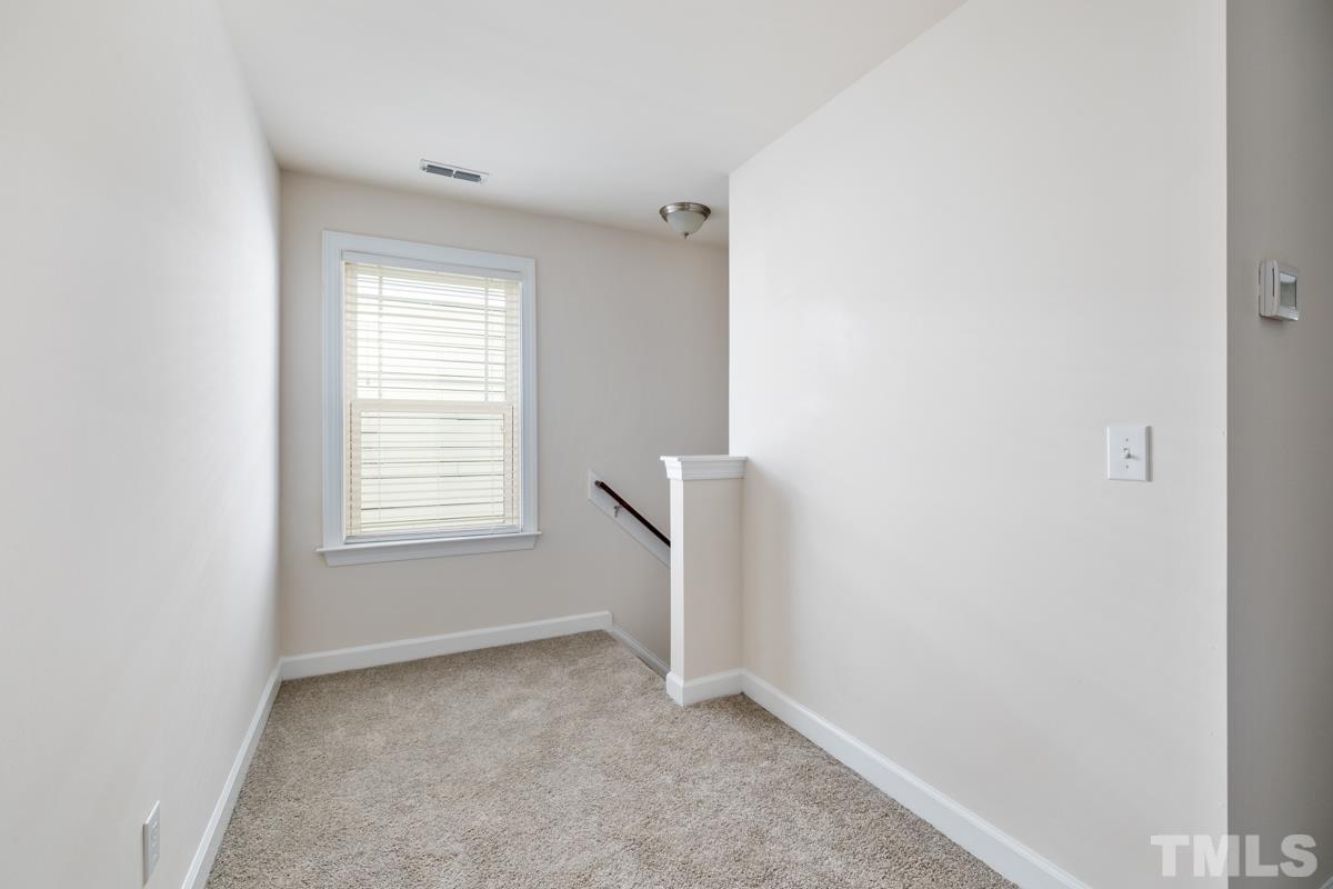 2406 Pecan Ridge Way Apex, NC 27502 - Photo 12 of 24 Gallery Image 12