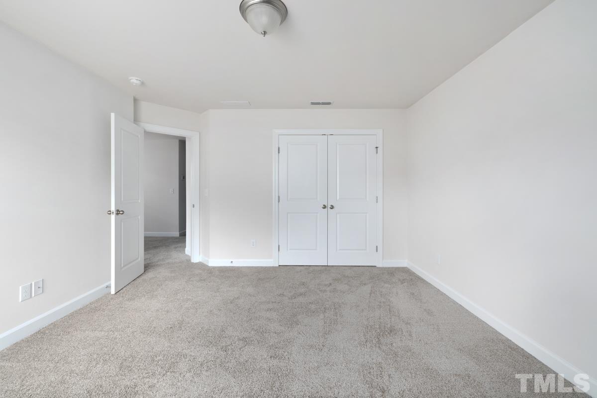 2406 Pecan Ridge Way Apex, NC 27502 - Photo 15 of 24 Gallery Image 15