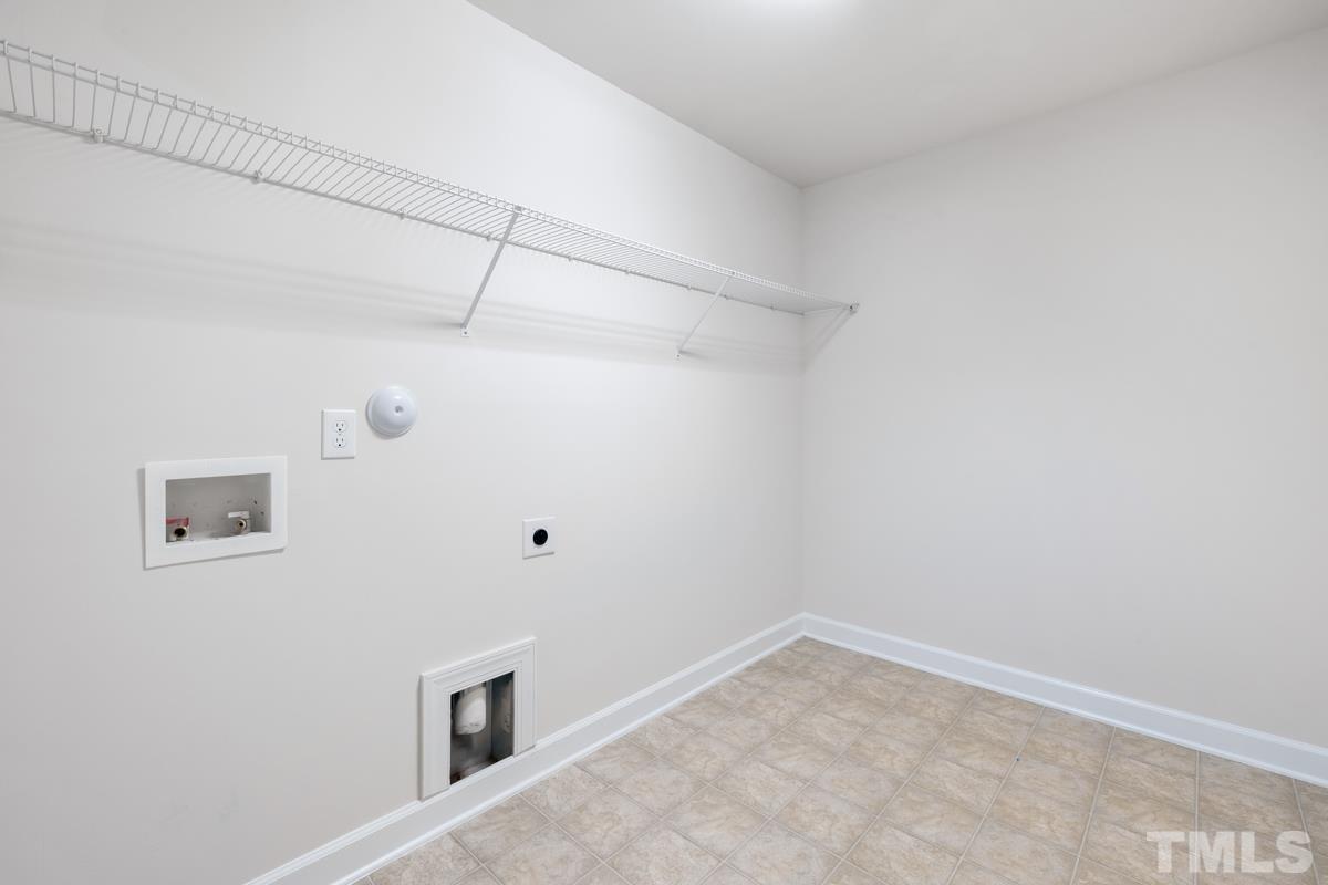 2406 Pecan Ridge Way Apex, NC 27502 - Photo 17 of 24 Gallery Image 17