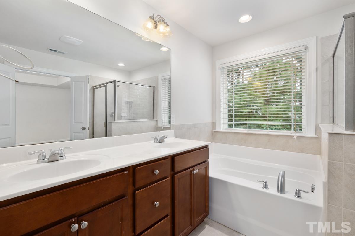 2406 Pecan Ridge Way Apex, NC 27502 - Photo 21 of 24 Gallery Image 21