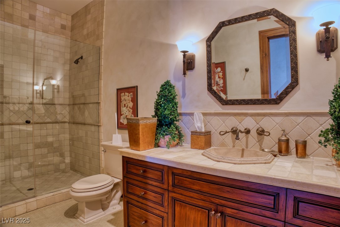 66 Innisbrook Avenue Las Vegas, NV 89113 - Photo 50 of 72