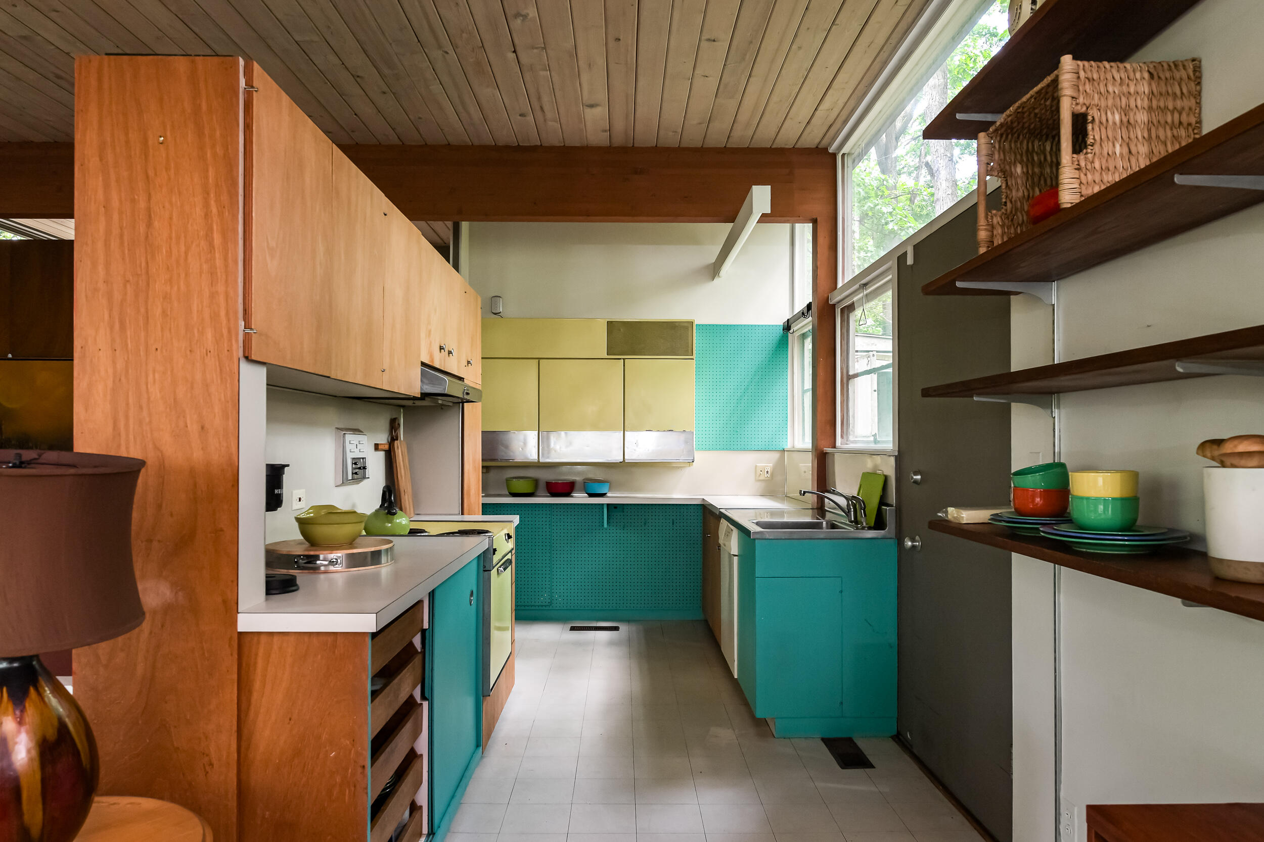4075 North Delhi Road Ann Arbor, MI 48103 - Photo 18 of 50 Delhi kitchen 3