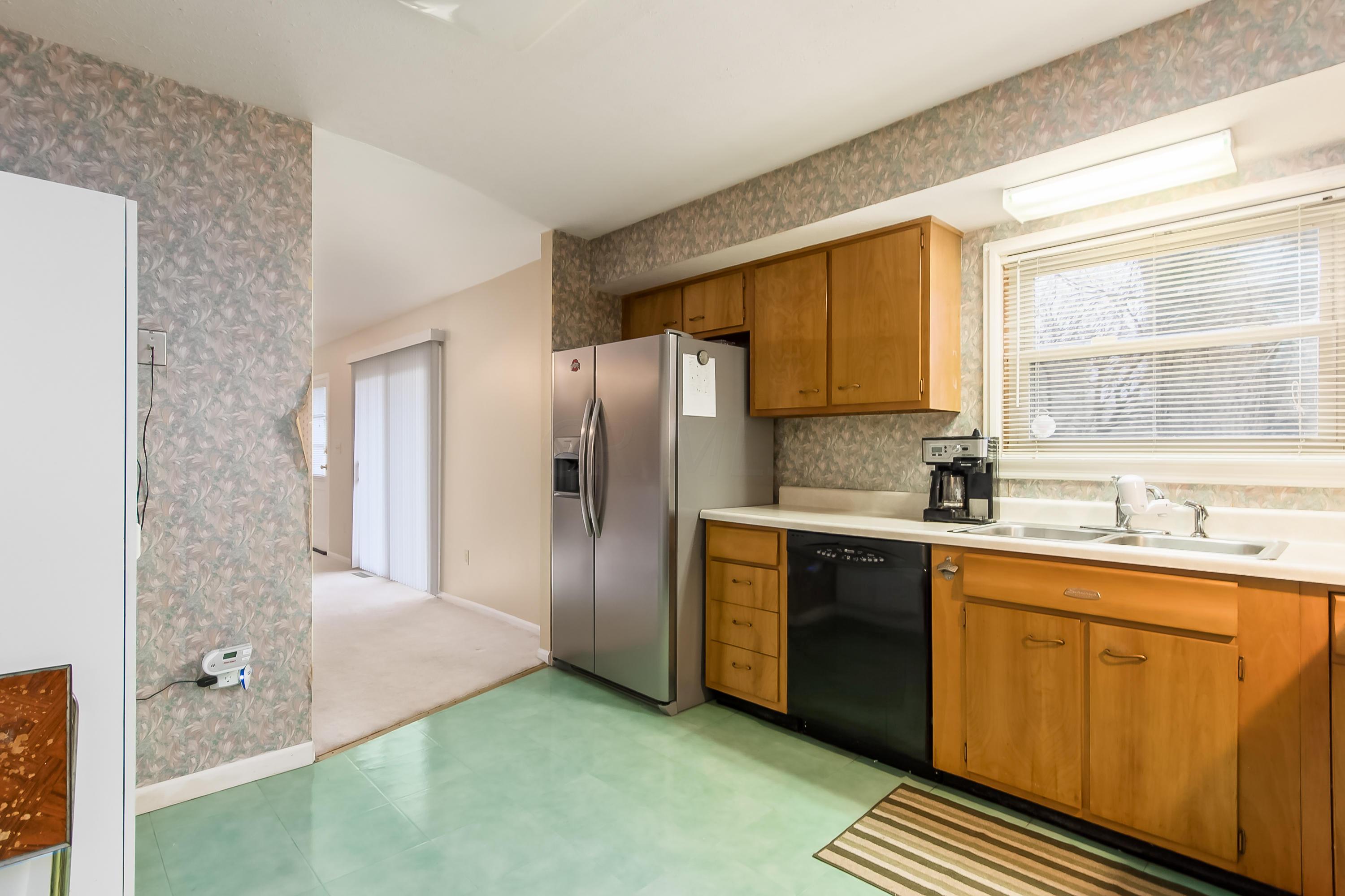 4758 Glendon Road Columbus, OH 43229 - Photo 8 of 28 Gallery Image 8