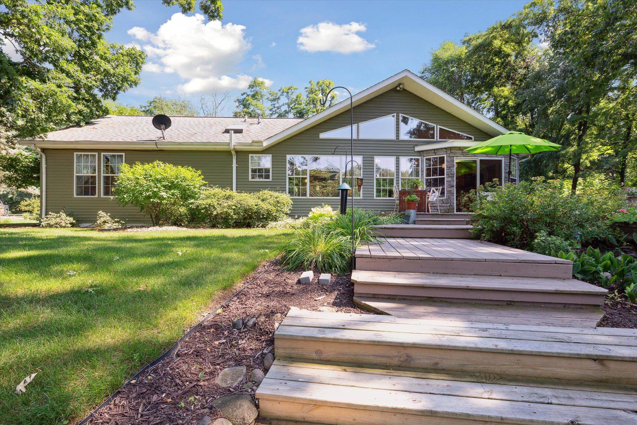 51391 Antone Road Bristol, IN 46507 - Photo 5 of 36 Gallery Image 5