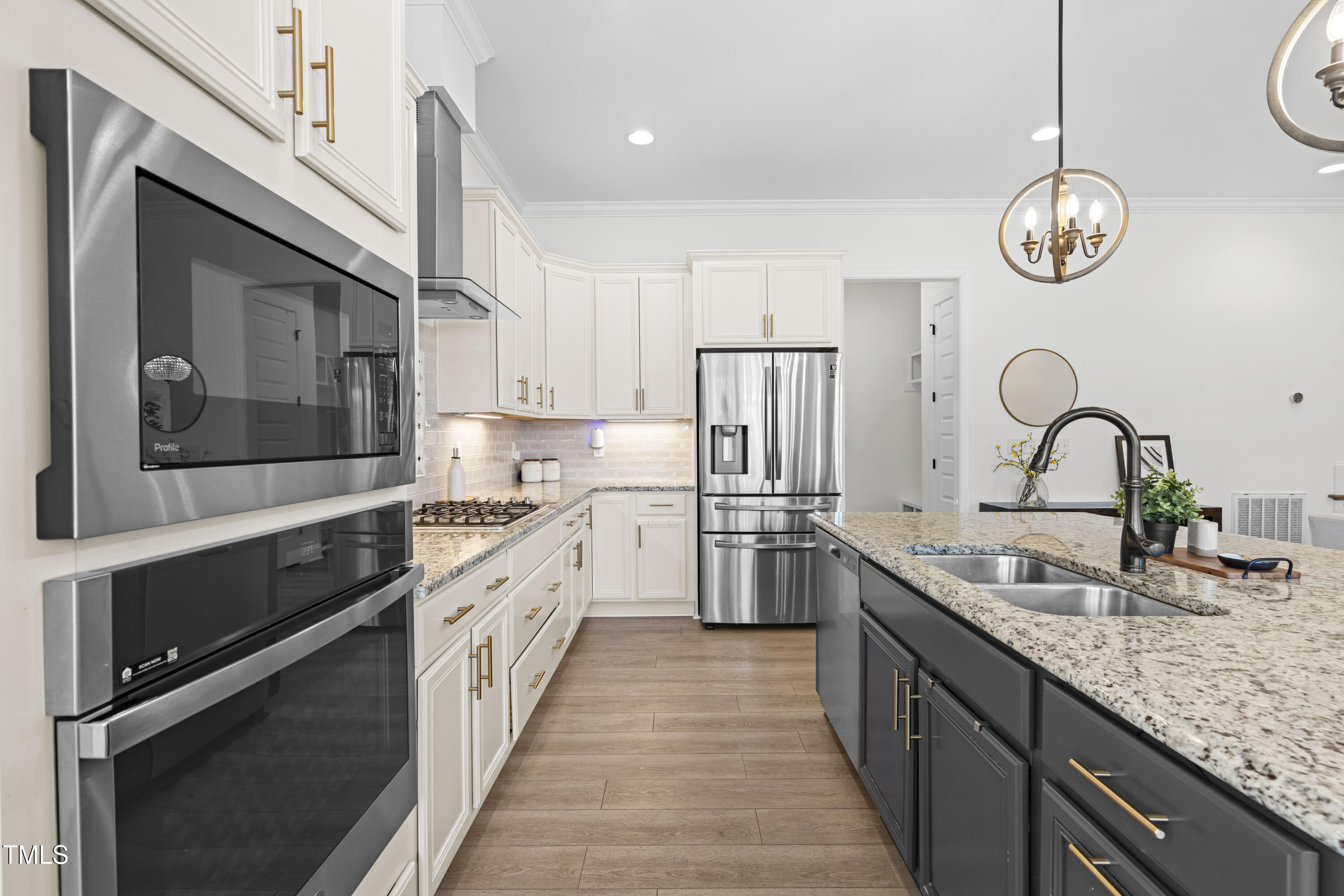 124 Ferrell Road West Apex, NC 27523 - Photo 8 of 43 Kitchen