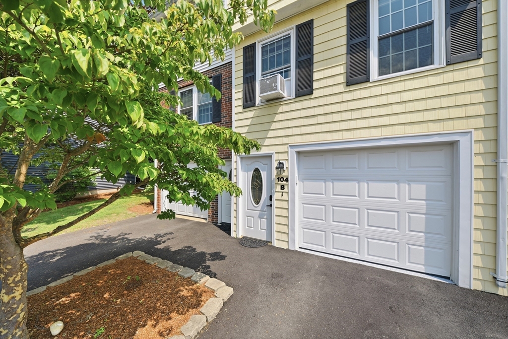 104 Roper Street, Unit B Lowell, MA 01852 - Photo 2 of 42 Gallery Image 2