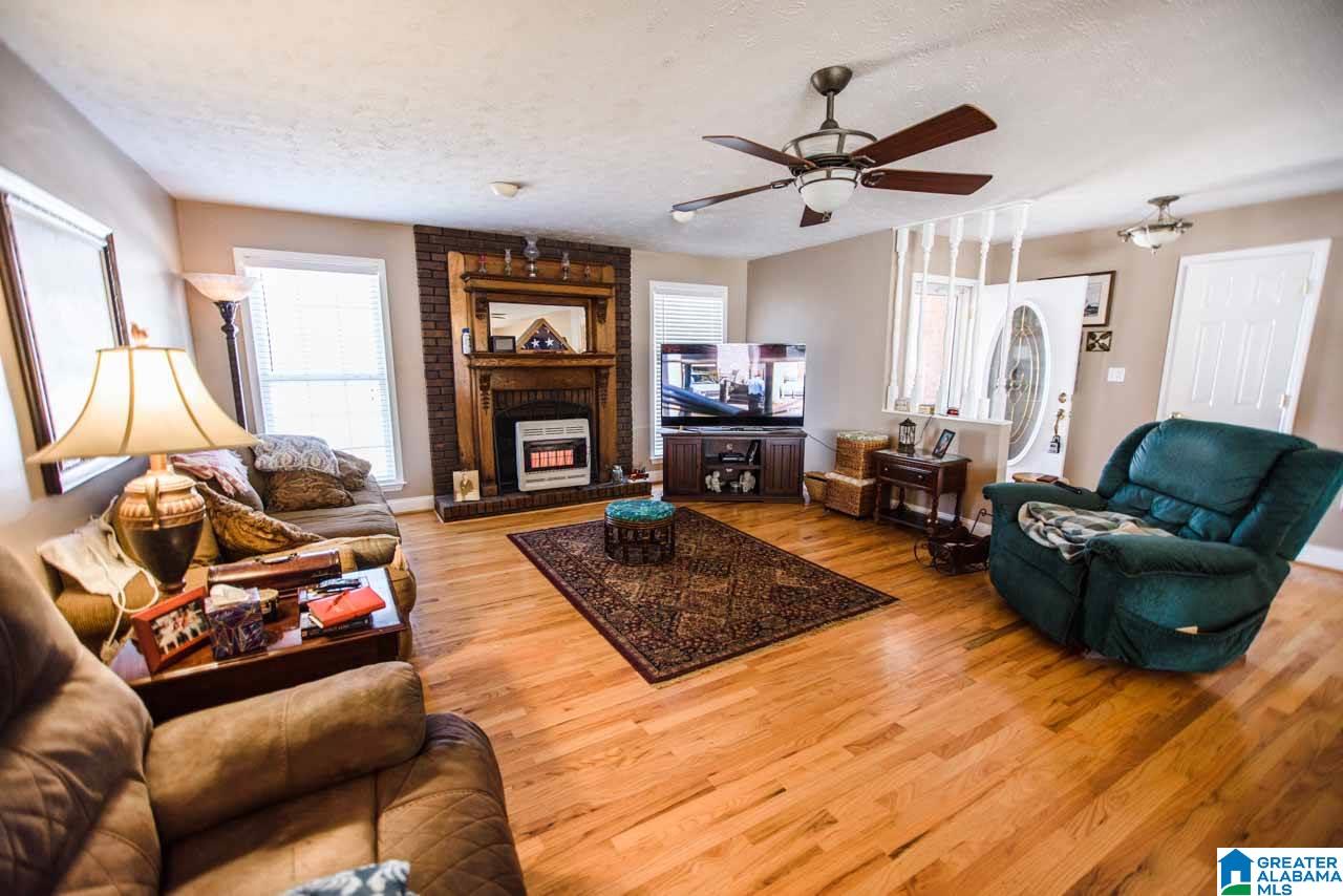 17 Seddon Point Pell City, AL 35128 - Photo 9 of 39