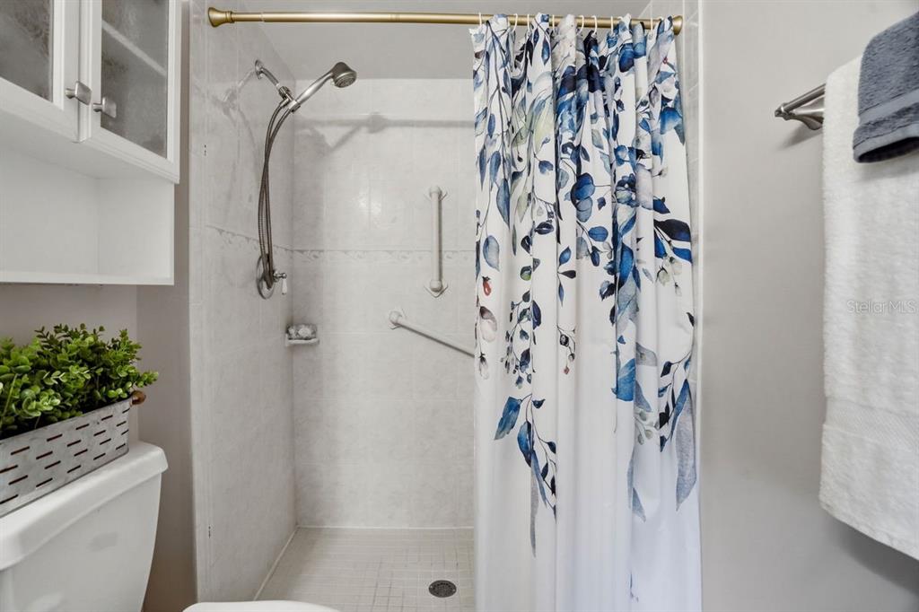 2538 Oakleaf Lane, Unit 33B Clearwater, FL 33763 - Photo 18 of 60