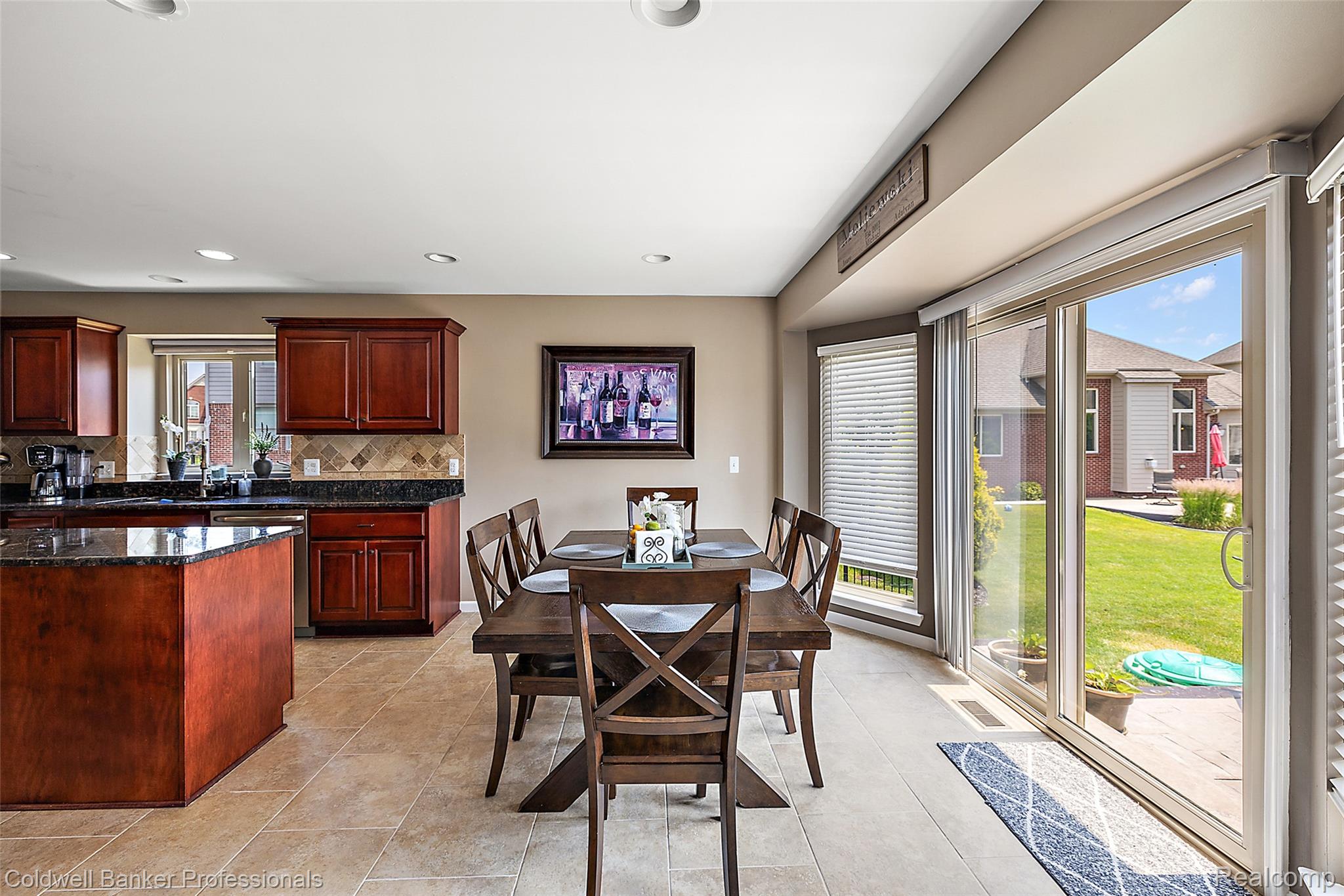 16532 Moore Park Road Macomb, MI 48044 - Photo 12 of 28