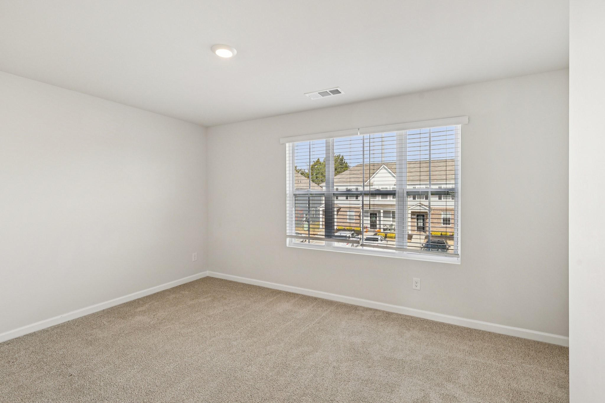 160 Cecil Road Lebanon, TN 37087 - Photo 17 of 23 an empty room with a window