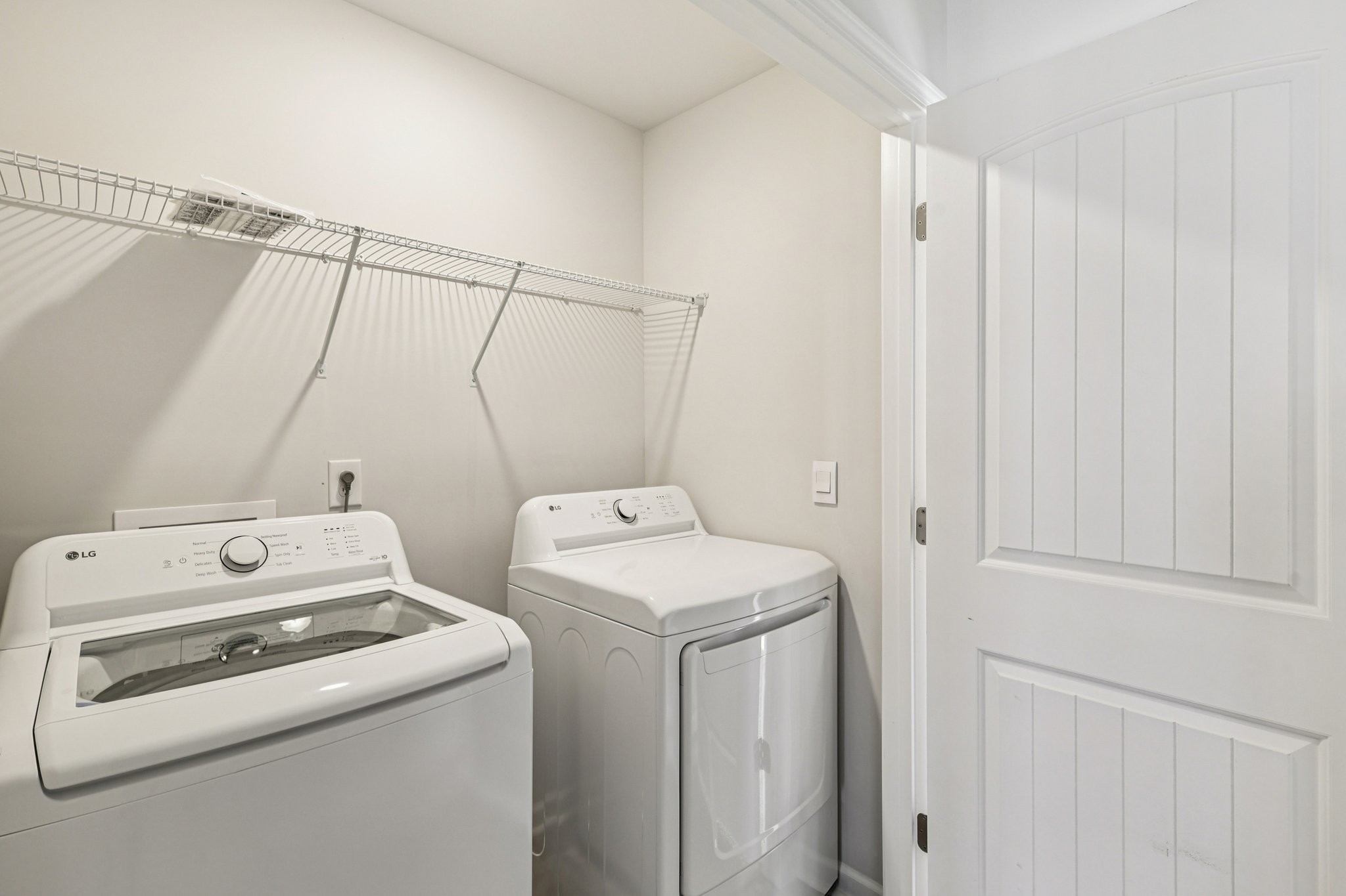 160 Cecil Road Lebanon, TN 37087 - Photo 19 of 23 a utility room with dryer and washer