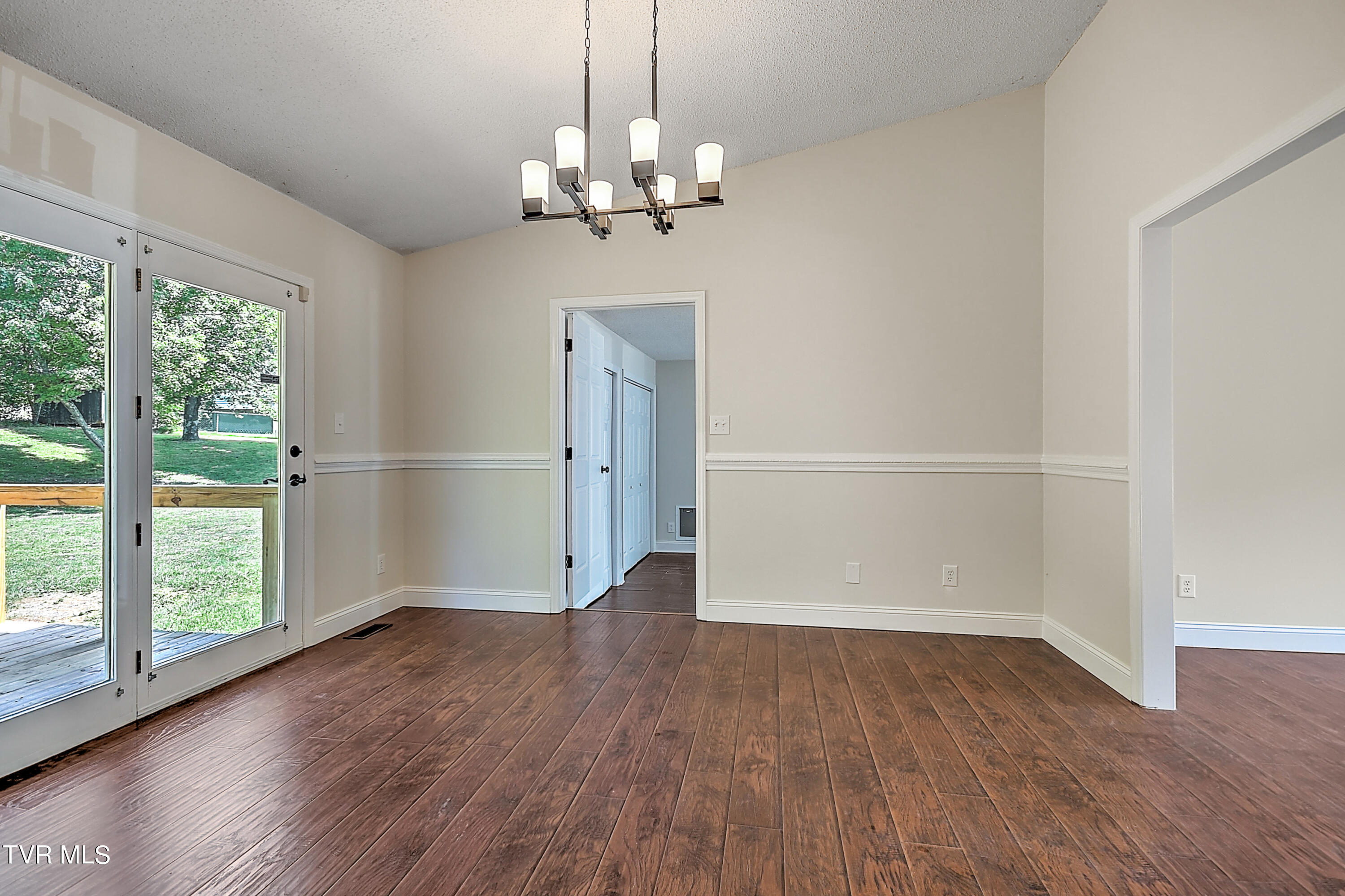 365 Rodefer Hollow Road Blountville, TN 37617 - Photo 15 of 38 365 Rodfer Holllow GN-24