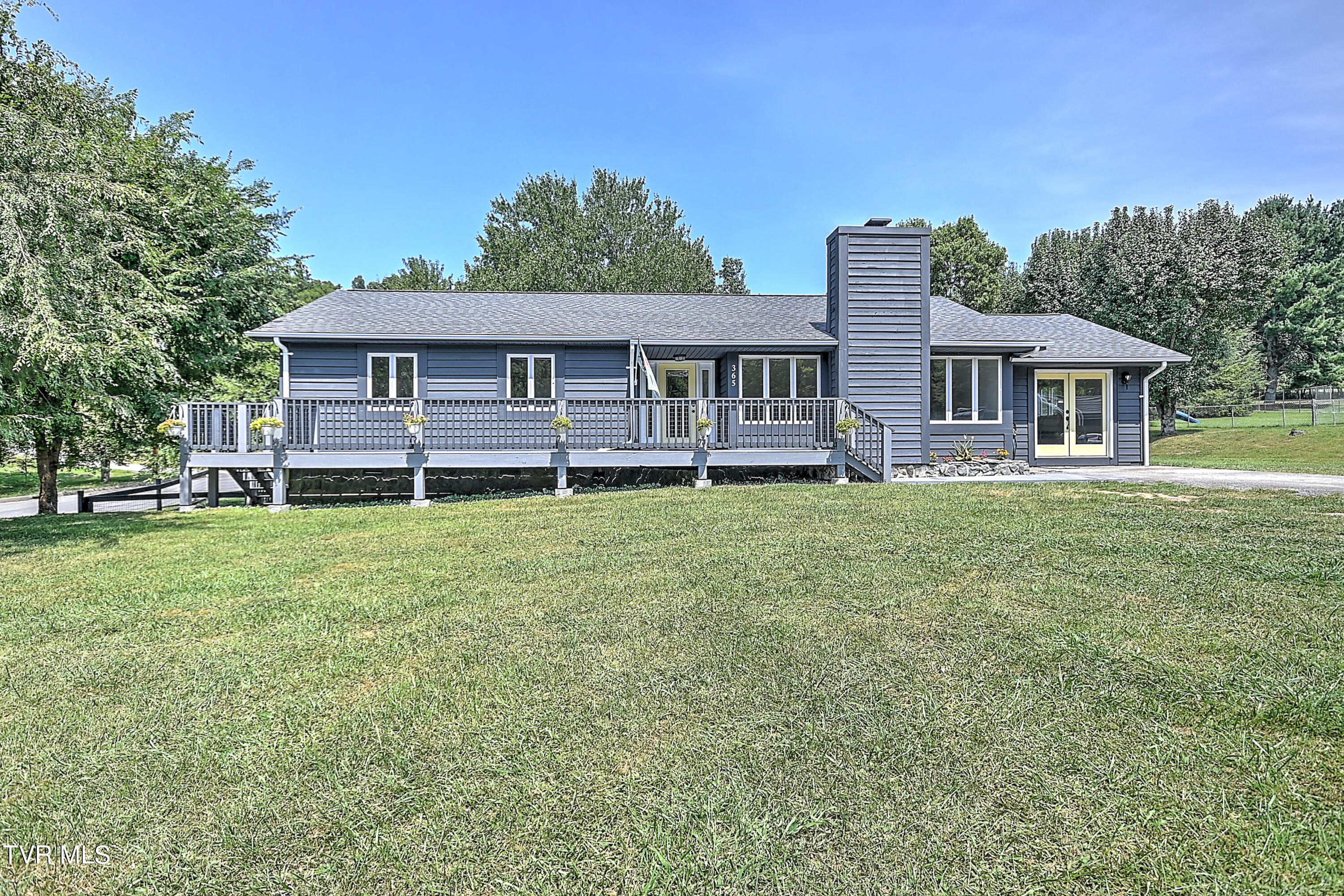 365 Rodefer Hollow Road Blountville, TN 37617 - Photo 2 of 38 365 Rodfer Holllow GN-3