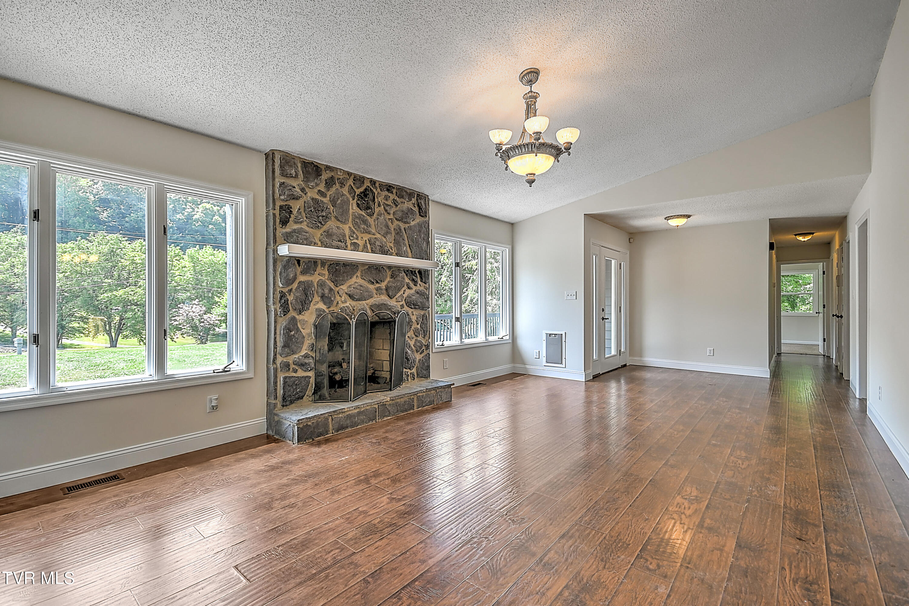 365 Rodefer Hollow Road Blountville, TN 37617 - Photo 5 of 38 365 Rodfer Holllow GN-27