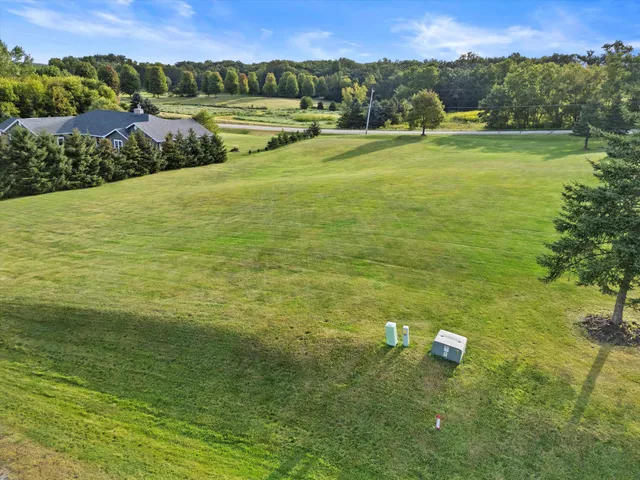 $139,900 | 6601 Foxtail Lane, Burlington, WI 53105