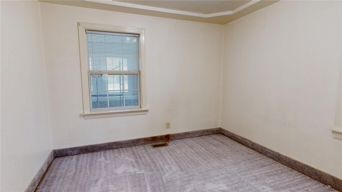 2212 North Main Street Decatur, IL 62526 - Photo 9 of 16