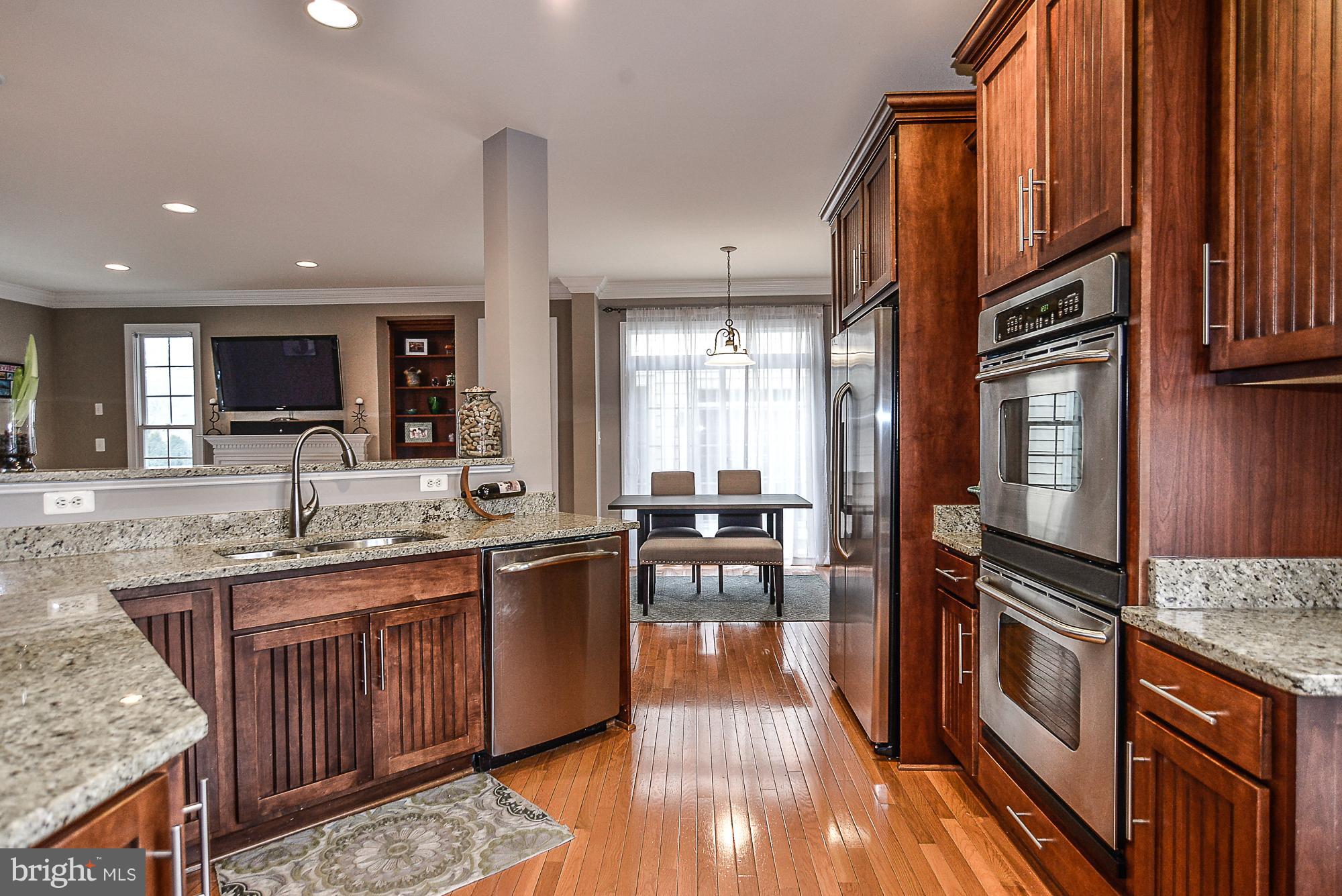 1310 South Glebe Road Arlington, VA 22204 - Photo 15 of 30 Kitchen open to family rm and breakfast area