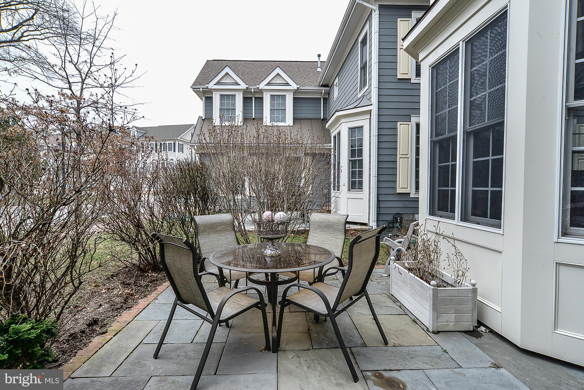 1310 South Glebe Road Arlington, VA 22204 - Photo 9 of 30 Slate patio