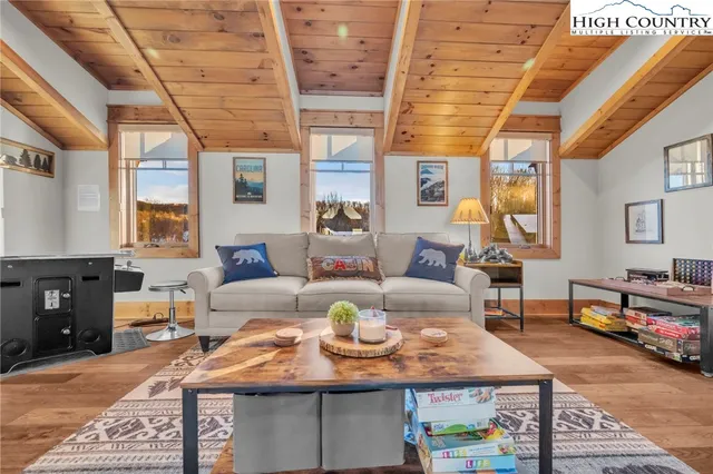 $1,399,900 | 256 High Country Overlook Overlook, Unit OVERLOOK, Banner Elk, NC 28604