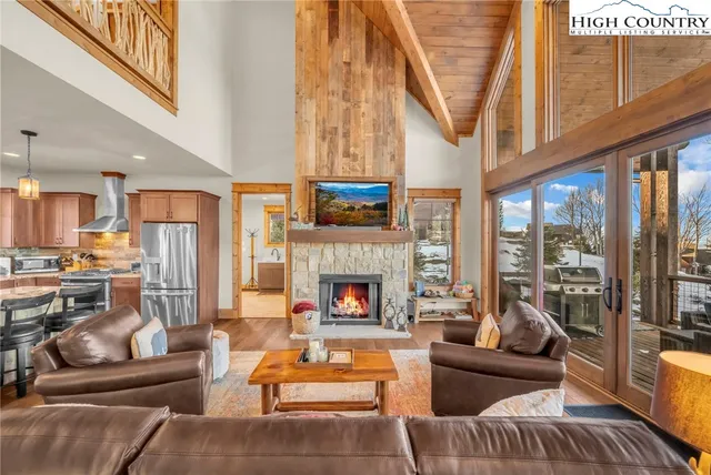 $1,399,900 | 256 High Country Overlook Overlook, Unit OVERLOOK, Banner Elk, NC 28604
