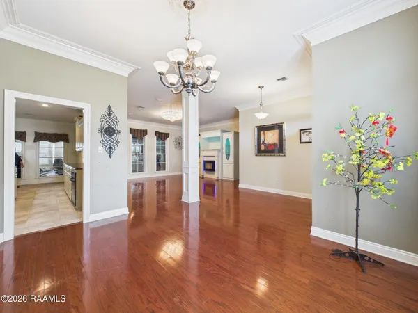 $340,000 | 512 East Villien Avenue, Abbeville, LA 70510