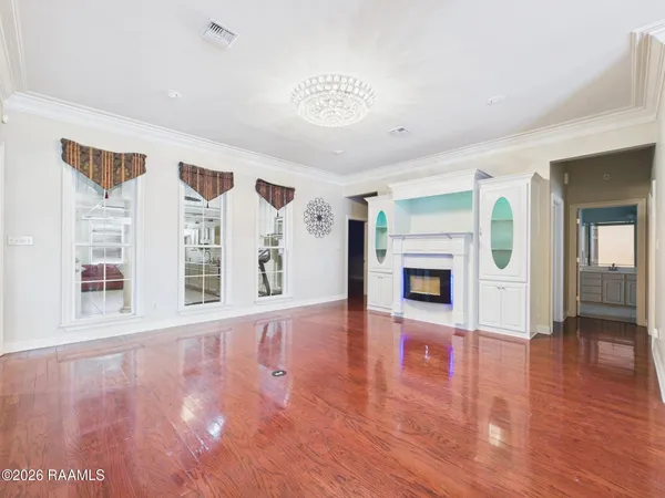 $340,000 | 512 East Villien Avenue, Abbeville, LA 70510