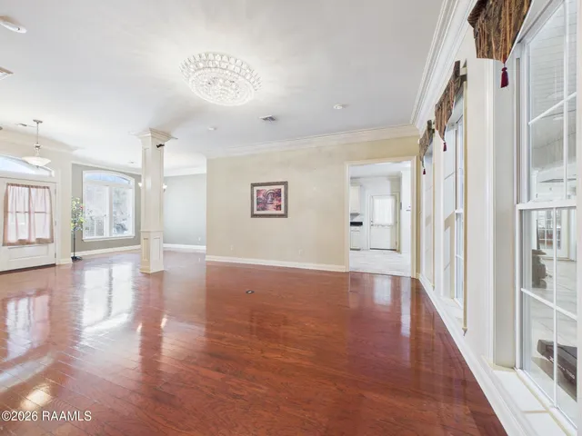 $340,000 | 512 East Villien Avenue, Abbeville, LA 70510