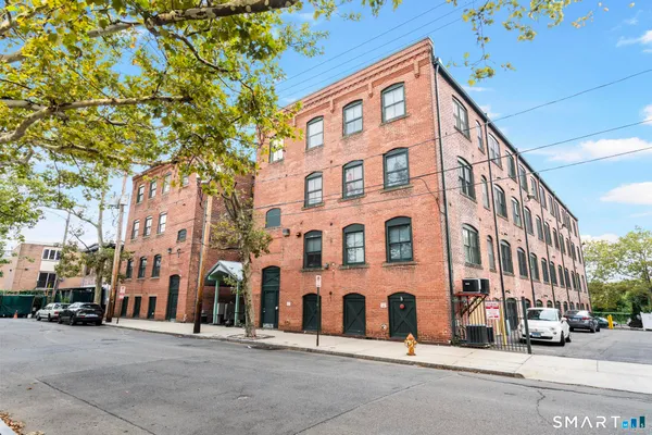 $449,900 | 43 Chestnut Street, Unit 201, New Haven, CT 06511