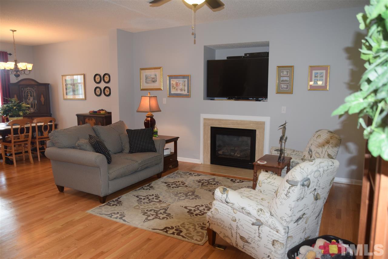 2405 Springfield Park Drive Raleigh, NC 27614 - Photo 2 of 30 Gallery Image 2