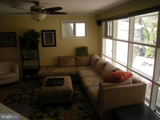 $435,000 | 7 Devonwood Road, Wayne, PA 19087