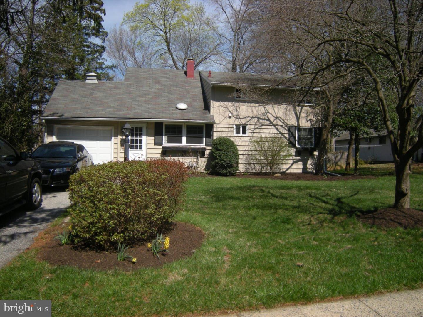 7 Devonwood Road Wayne, PA 19087 - Photo 4 of 21