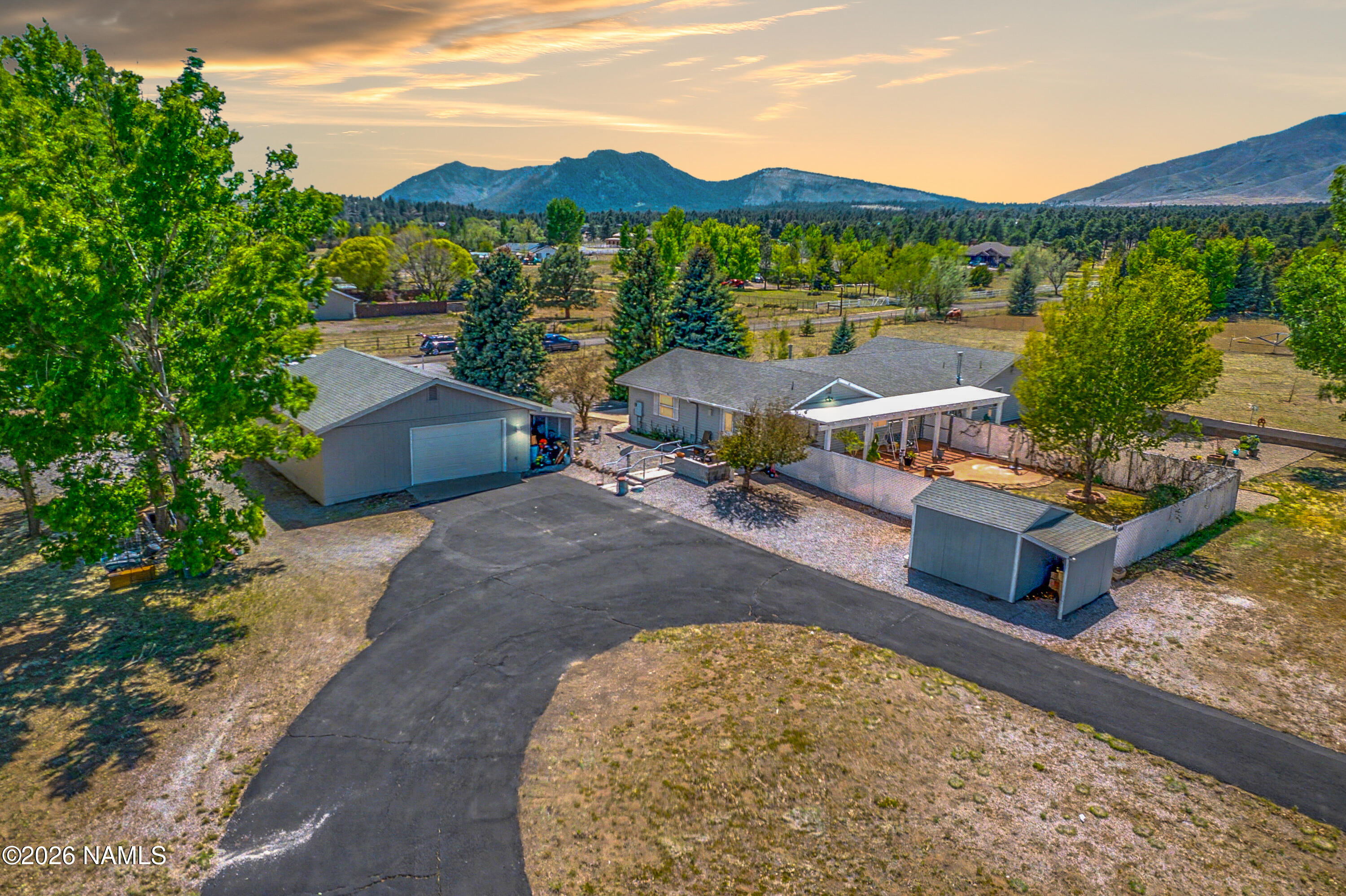 5640 East Atkinson Road Flagstaff, AZ 86004 - Photo 2 of 53 Welcome Home! 5640 Atkinson Rd
