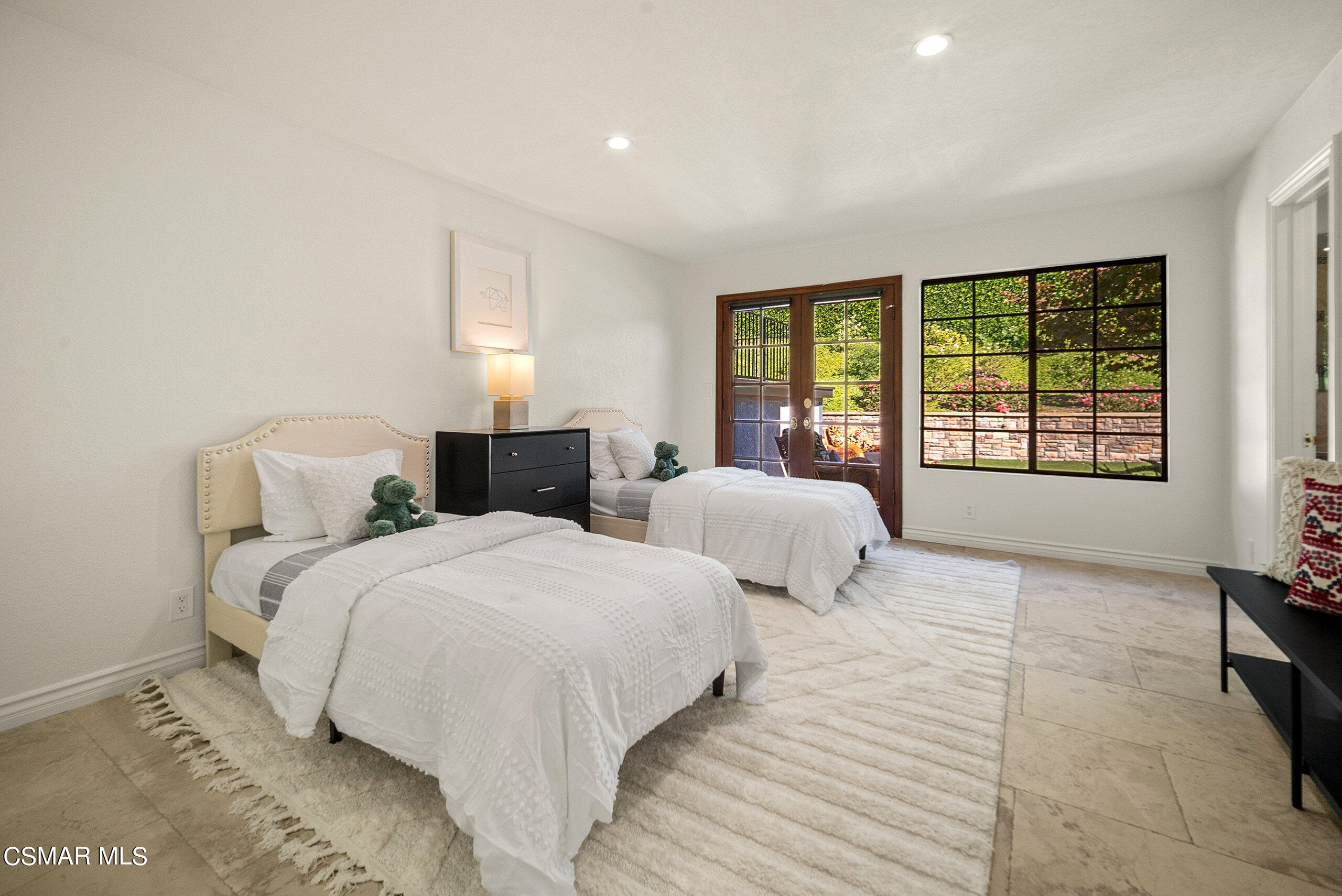 11875 Pradera Road Camarillo, CA 93012 - Photo 23 of 58 En-suite bedroom with exterior patio