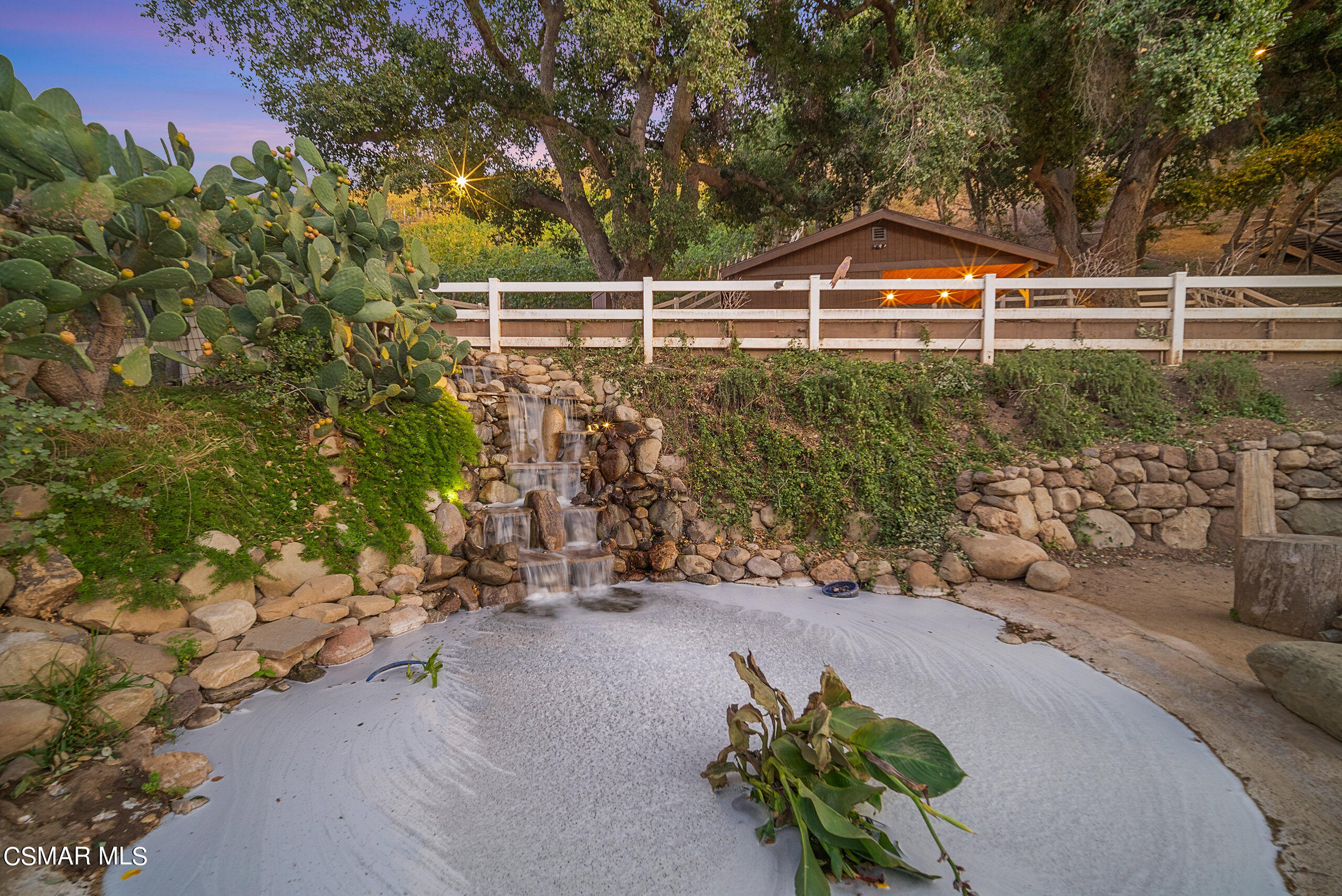 11875 Pradera Road Camarillo, CA 93012 - Photo 55 of 58 Waterfall