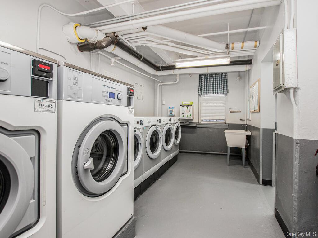 365 Bronx River Road, Unit 2C Yonkers, NY 10704 - Photo 10 of 10 Laundry Room on site