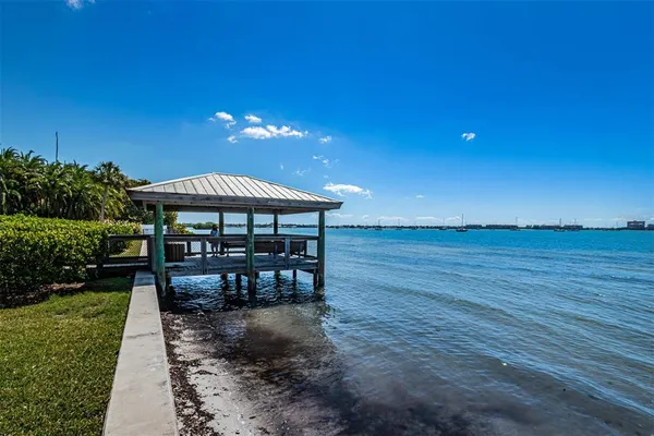 $2,750 | 3000 Beach Boulevard South, Unit 9, Gulfport, FL 33707