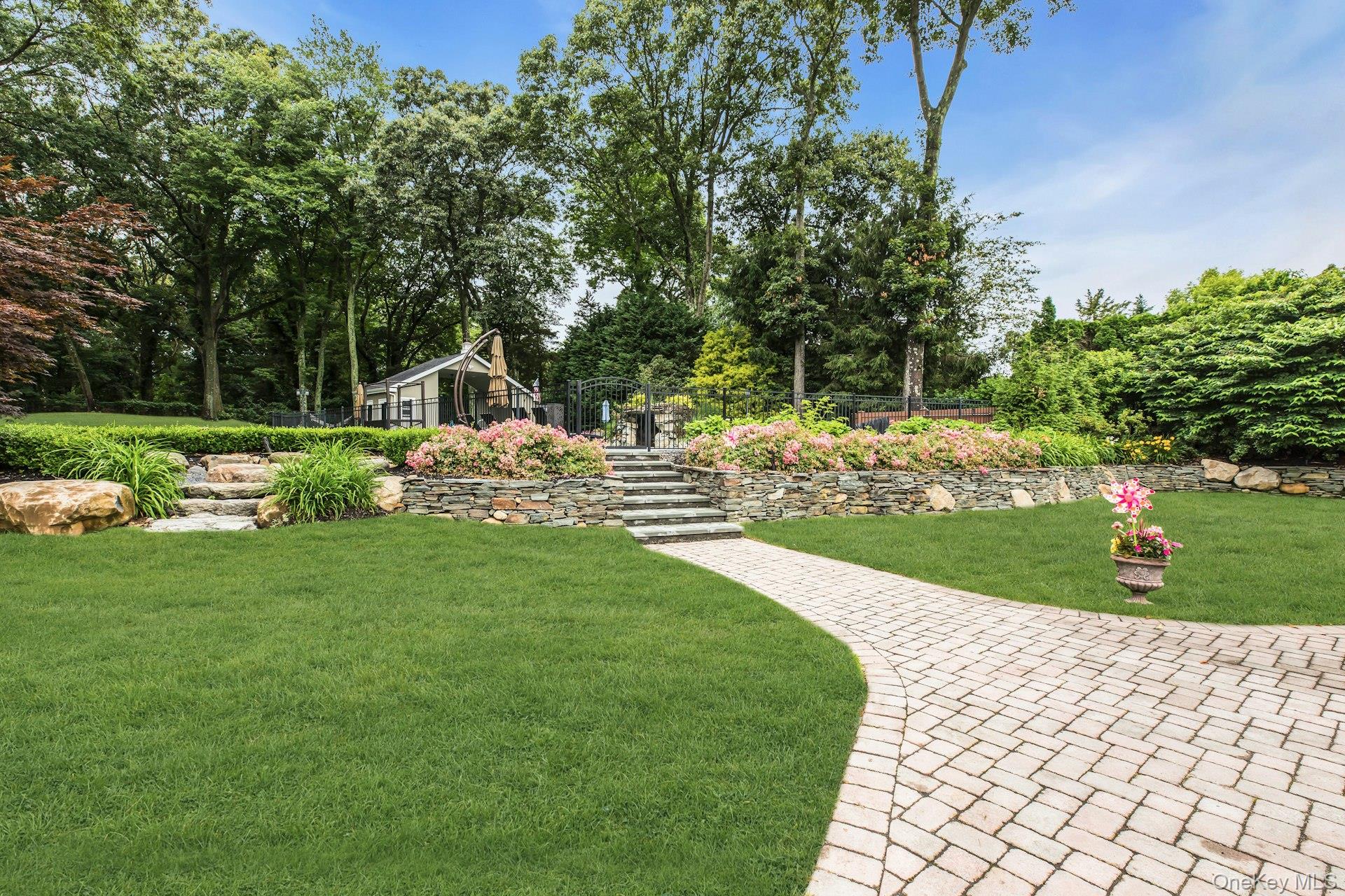 135 Round Swamp Road Huntington, NY 11743 - Photo 45 of 50