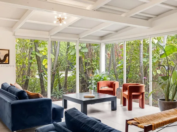 $1,325,000 | 11932 Northeast 8th Avenue, Biscayne Park, FL 33161